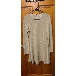 EUC Love riche Dress Medium.‎